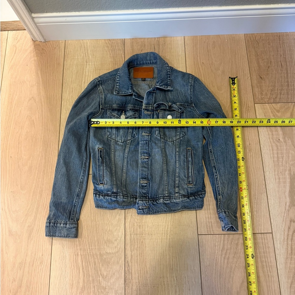 🦋💙 Lucky Brand Classic Denim Jean Jacket Medium Wash Women’s Size Small - Picture 4 of 4